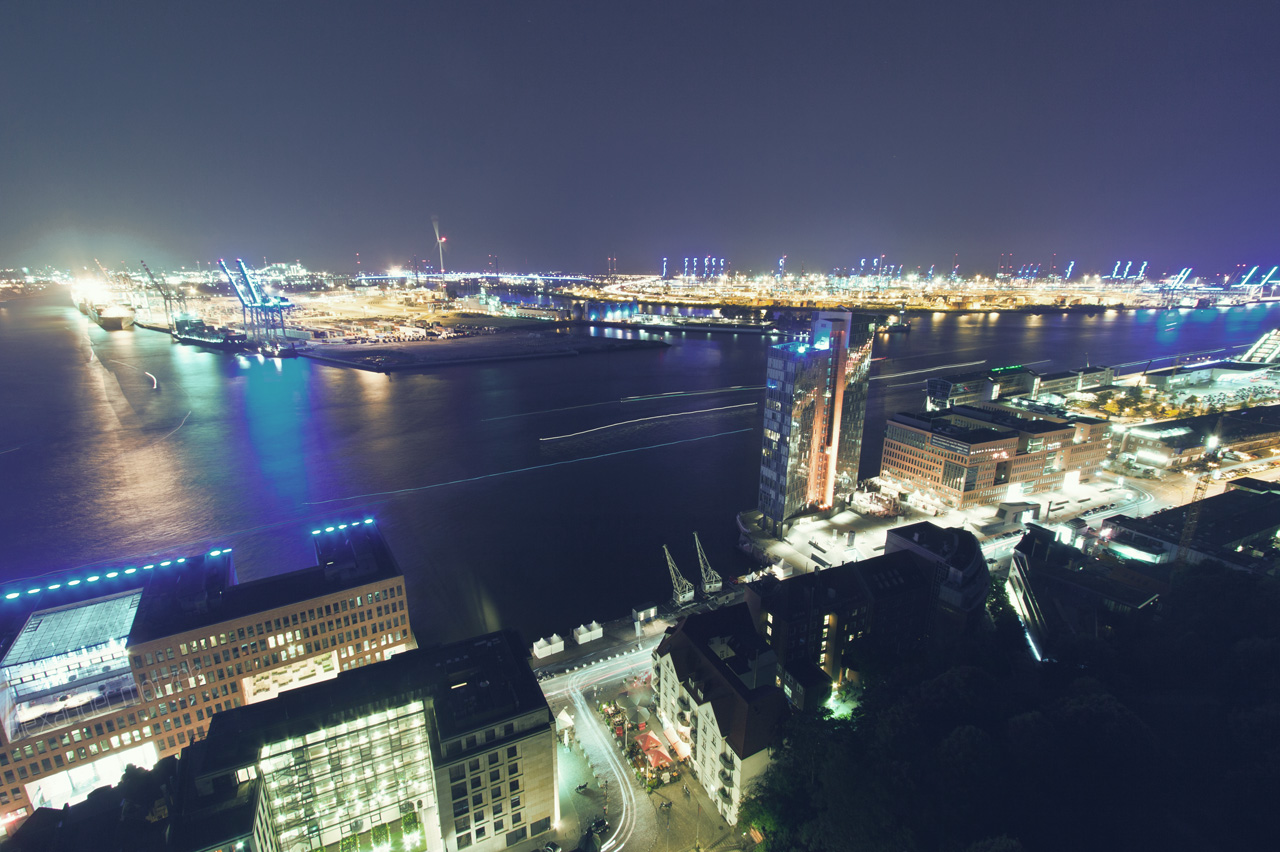 Foto von Hamburg Skyline Roof Top von Oben Blue Port