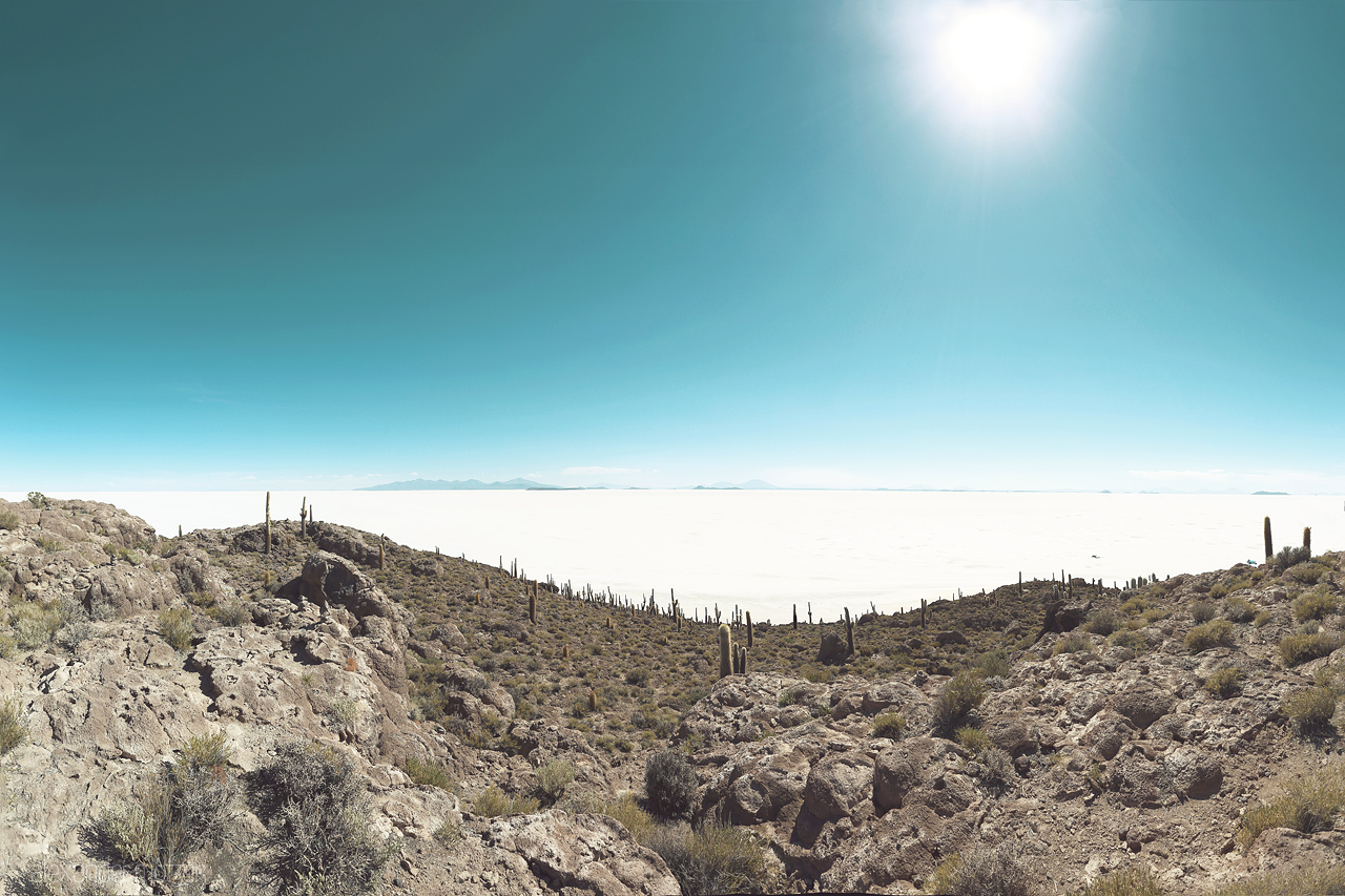 Foto von Panorama vom Salar de Uyuni von der Isla Incahuasi aus gesehen