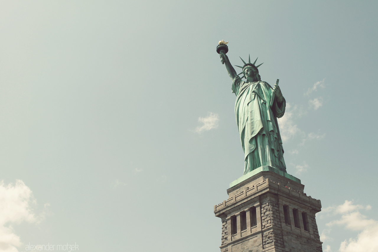 Lady Liberty Foto von Die Freiheitsstatue von unten fotografiert