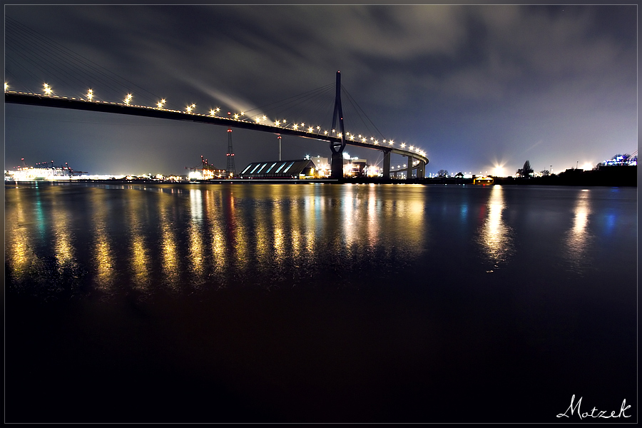 Köhlbrandbrücke II Foto von Hamburg Nacht Köhlbrandbrücke