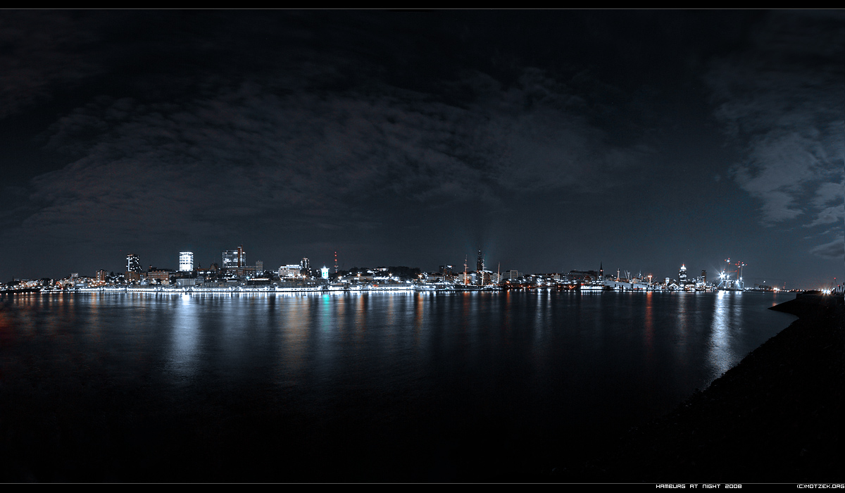 Hamburg at Night 2008 Foto von Hamburg Skyline Hafen bei Nacht Panorama