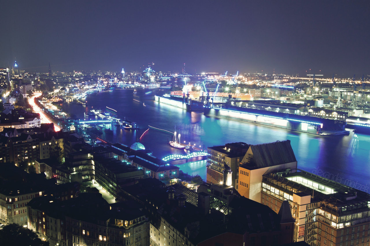 Foto von Hamburg Skyline Roof Top von Oben Blue Port