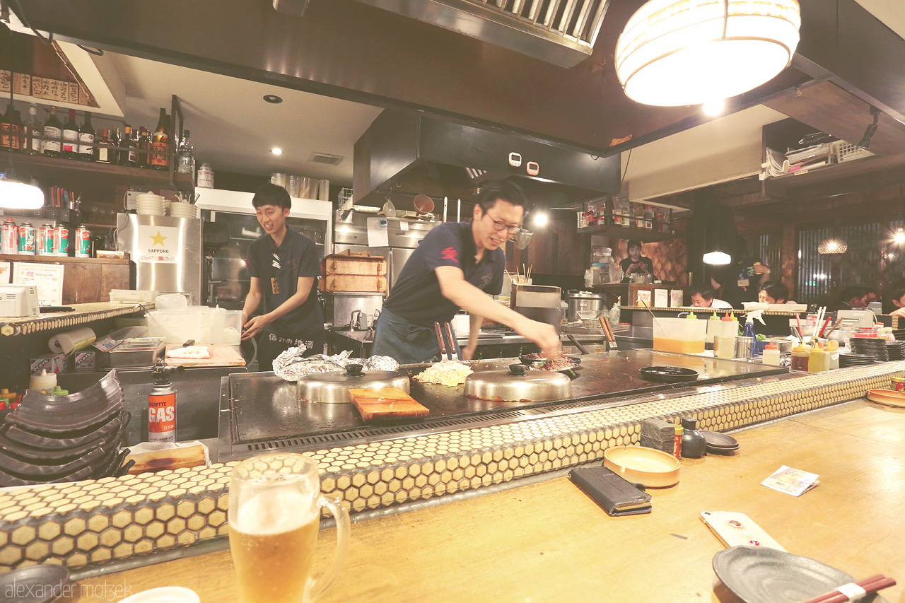 Izakaya Foto von Live Cooking im Izakaya