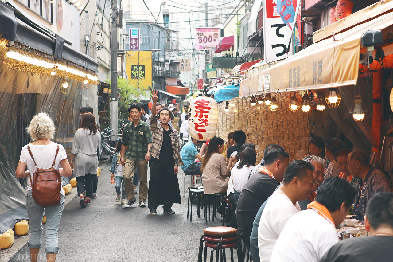 Asakusa Foto von Restaurant in der Nähe des Asakusa Tempels in Tokyo