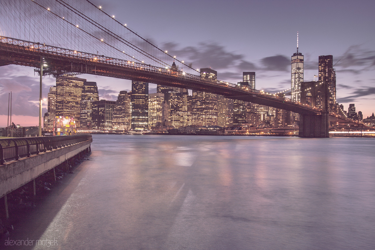 Skyline New York Foto von Skyline zur blauen Stunde in New York