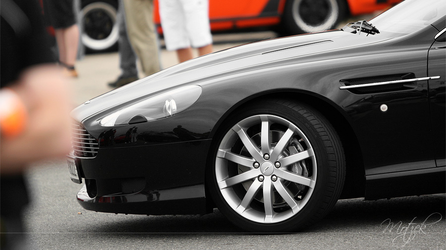 Foto von Aston Martin DB9