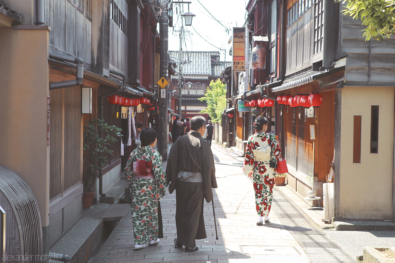 Kanazawa Foto von Traditionelle Kleider getragen in der Stadt des Goldes Kanazawa