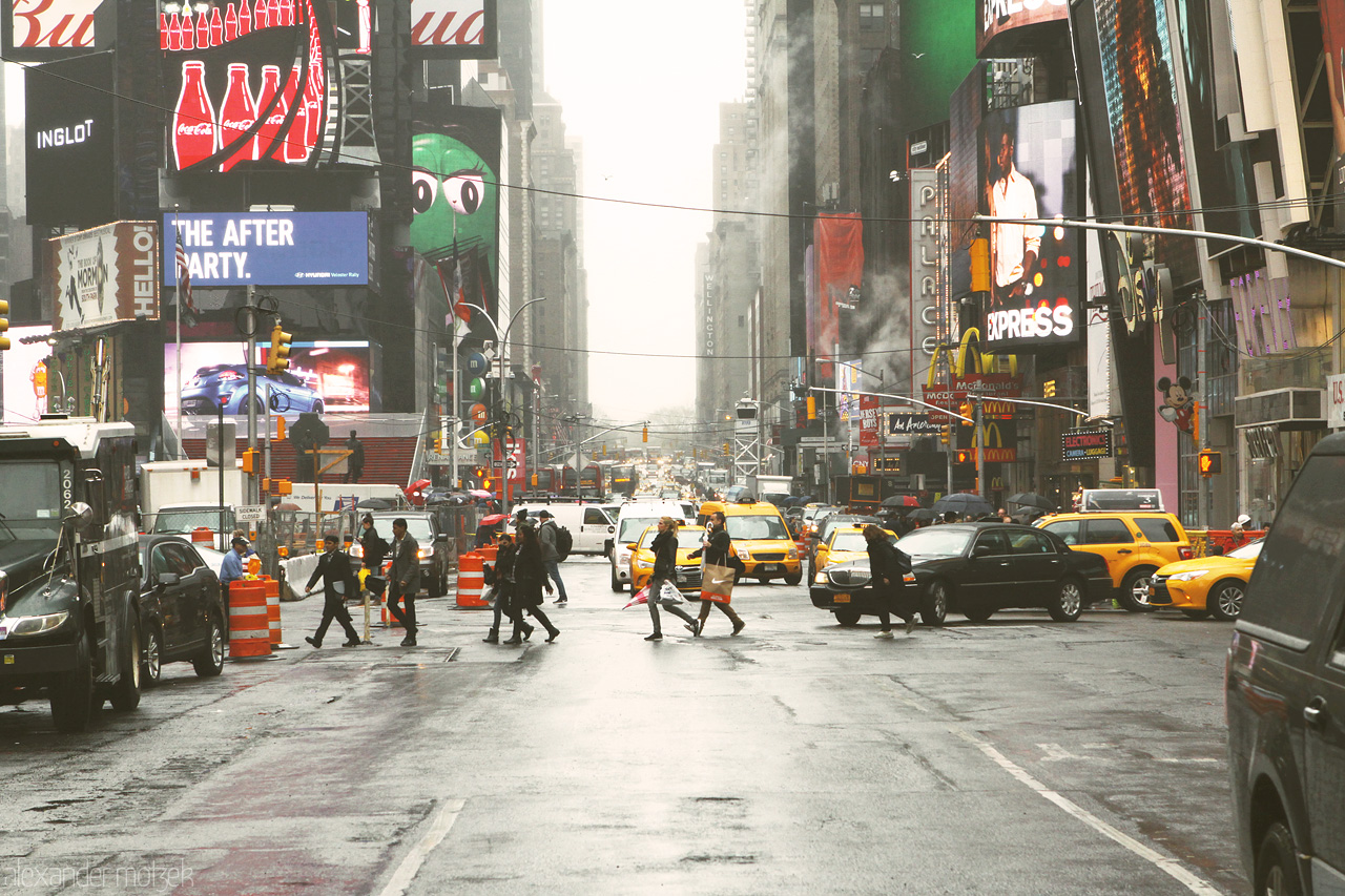 Times Square Crossing Foto von Zebra Streifen am Times Square